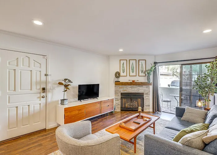 Quiet Condo With Pool Access, Near Arizona Boardwalk